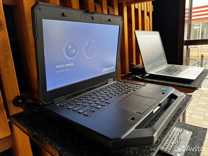 Защищенный ноутбук чемодан на i7