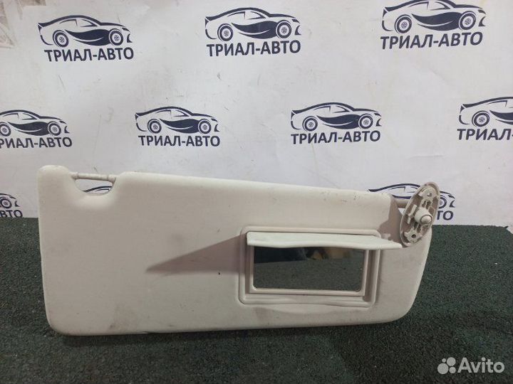 Козырек солнцезащитный правый Land Rover