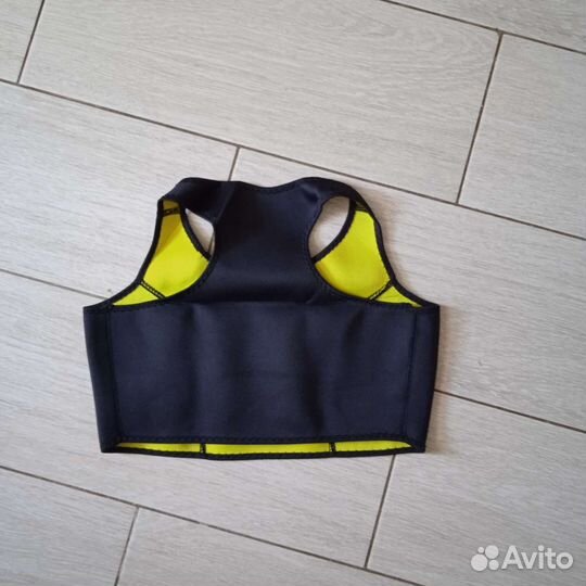 Спортивный топ