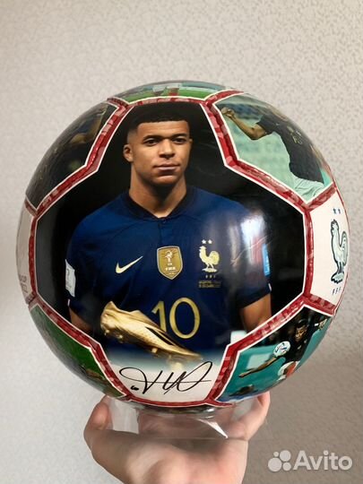 Мяч футбольный сувенирный #5 с автографом Мбаппе