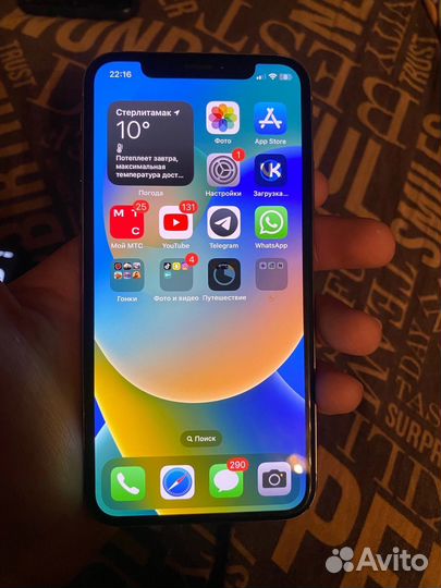 iPhone X, 64 ГБ