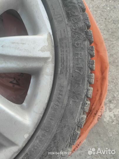 Gislaved Nord Frost 200 225/45 R17 94T