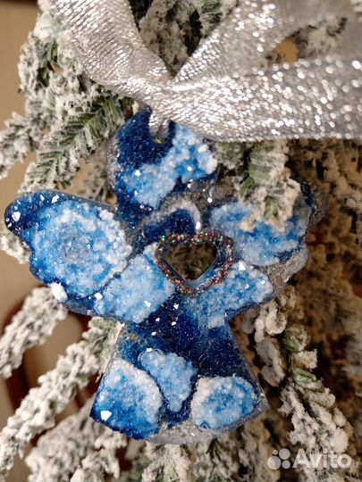 Новогодние игрушки из эпоксидной смолы