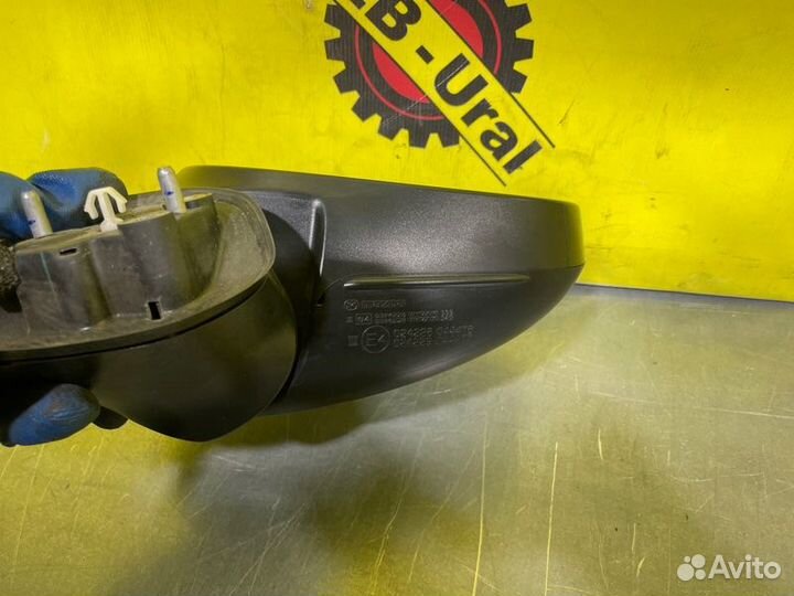 Зеркало правое электрическое Mazda Mazda3