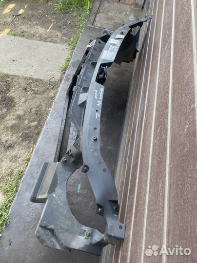 Передняя панель телевизор Volkswagen Sharan