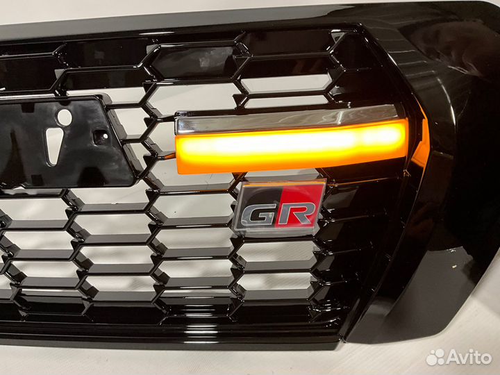 Решетка радиатора GR Toyota Land Cruiser 200