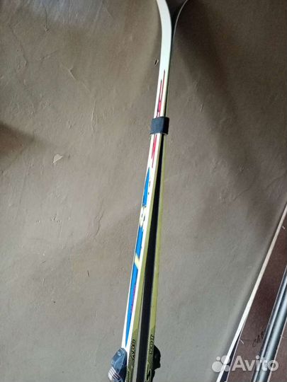 Лыжи беговые salomon,палки и ботинки к ним