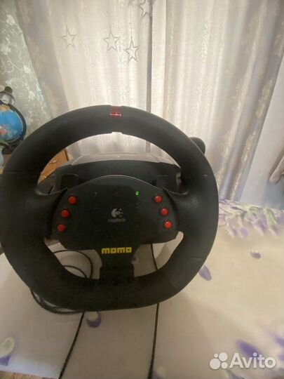 Игровой руль logitech momo racing 270