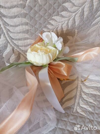 Свадебные украшения на машину