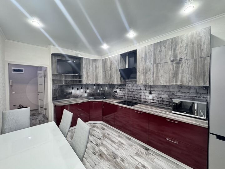 1-к. квартира, 42 м², 3/16 эт.