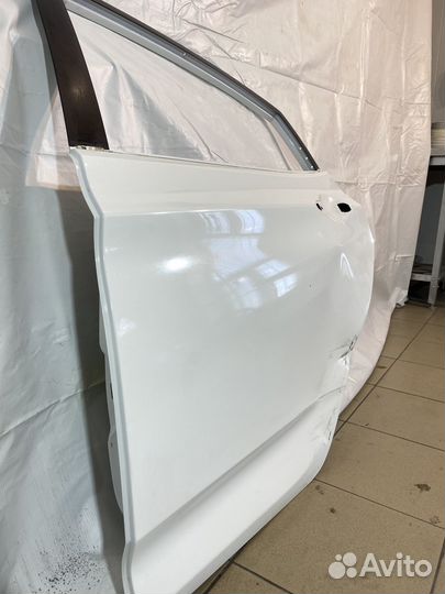 Задняя левая дверь hyundai solaris 1