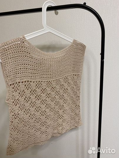 Жилет вязаный женский ручная работа