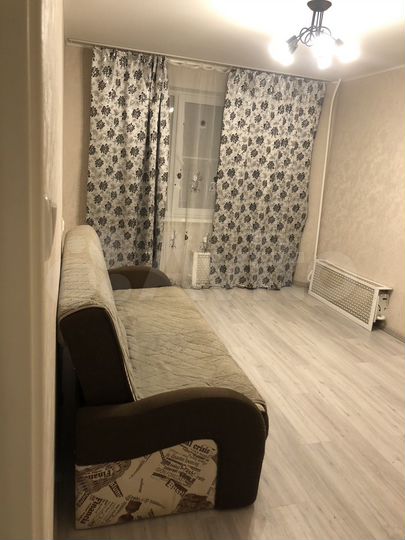 2-к. квартира, 64 м², 2/5 эт.