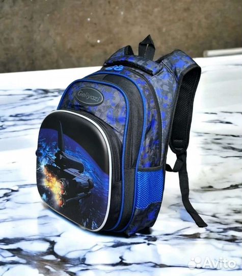 Портфель школьный новый