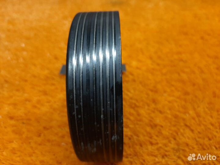 Шкив помпы Volkswagen Touareg 7L BMV 2005