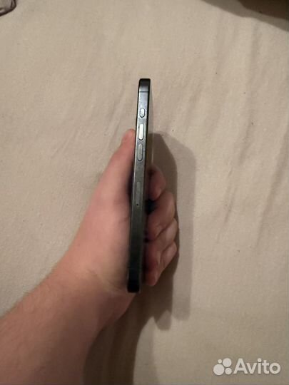 iPhone 15 Pro, 256 ГБ