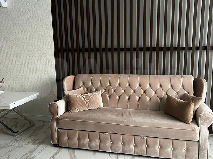 2-к. квартира, 73 м², 2/17 эт.