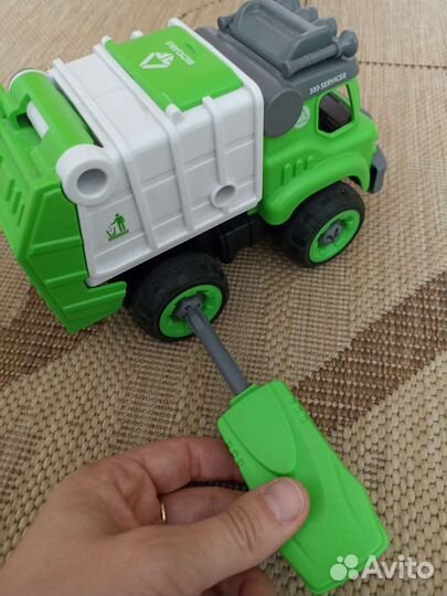 Конструктор винтовой Мусоровоз