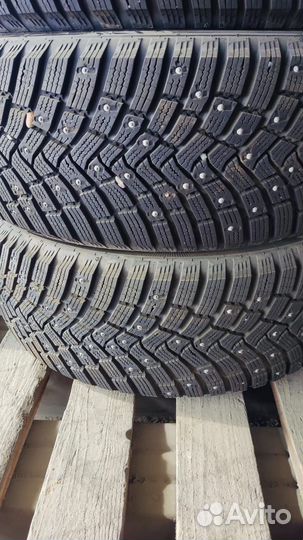 Continental IceContact 3 215/55 R17 98T