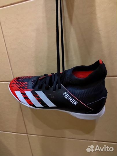 Футзалки adidas predator