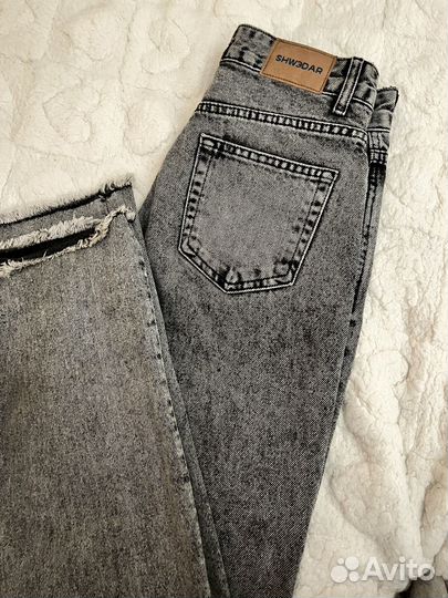 Джинсы серые трубы