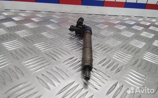 Форсунка дизельная citroen C-crosser (LEA01AL01)