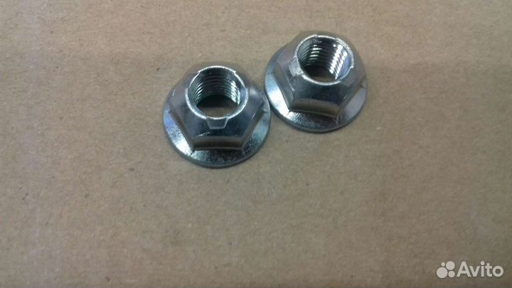 Гайка Nissan 01223N0021