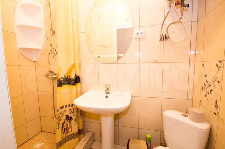 Комната 35 м², 1/2 эт.