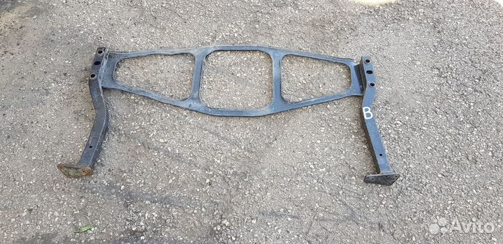 Bentley Continental GT Балка под радиаторная