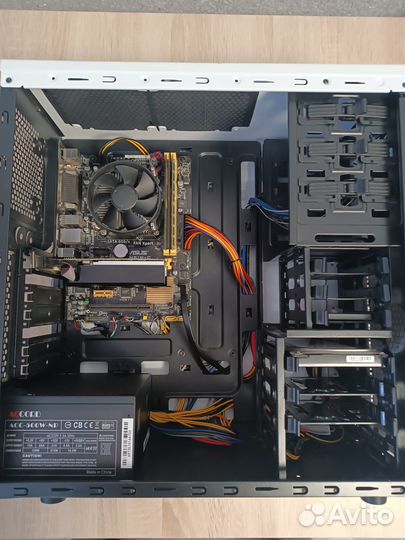 Настольный компьютер на i3