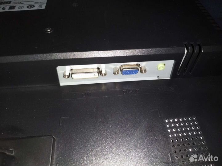 Монитор Fujitsu-Siemens L22W-7SD 22 дюйма, две шту