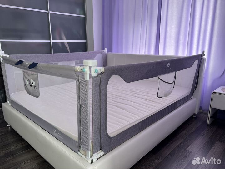 Бортики на большую кровать. Защитный барьер