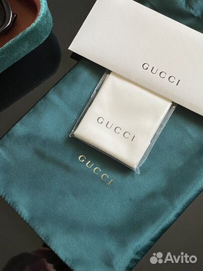 Солнечные очки gucci