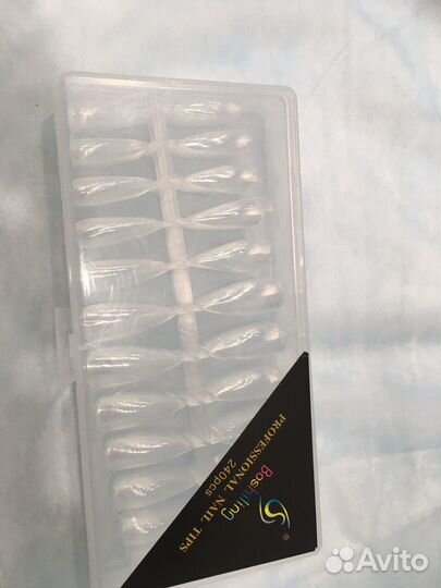 Гелевые типсы для наращивания ногтей