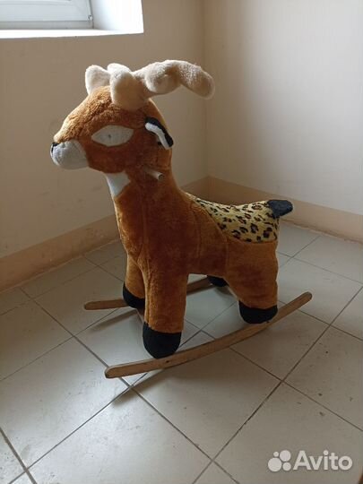Детская лошадка качалка деревянная