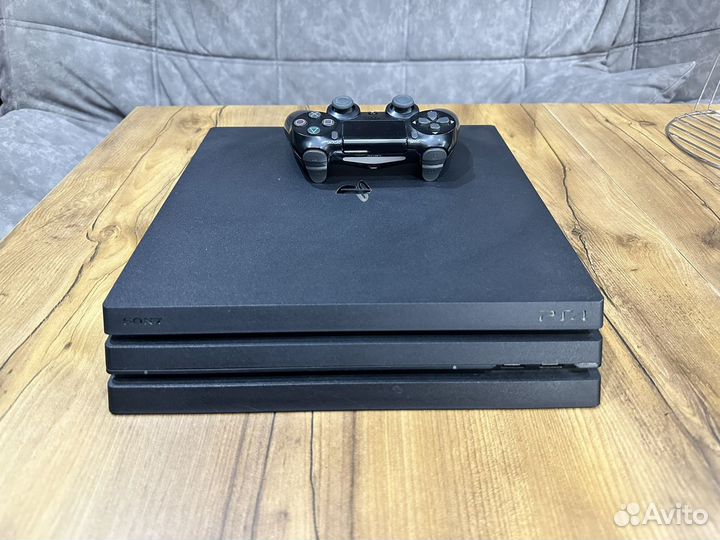 Sony PS4 pro 1tb