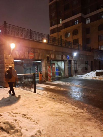 Машиноместо, 17 м²