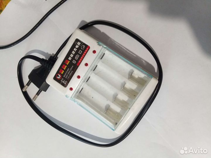 Зарядное устройство для аккумулятора аа/ааа