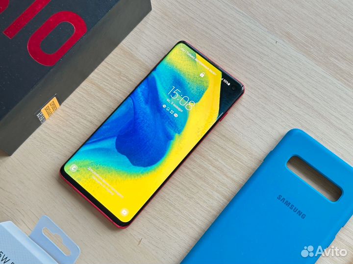 Samsung Galaxy S10, 8/128 ГБ