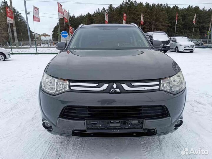 Mitsubishi Outlander 2.0 CVT, 2014, 61 142 км