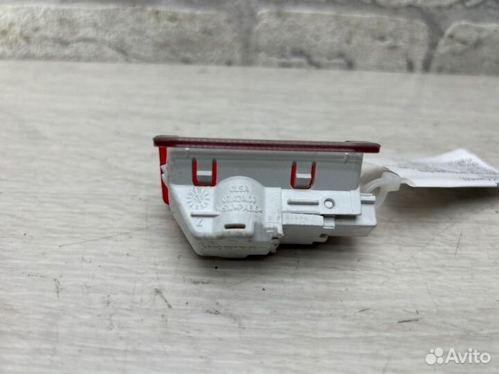 Плафон двери Mercedes Glc-Class X253