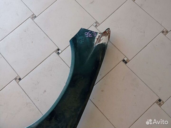 Крыло левое бмв е36