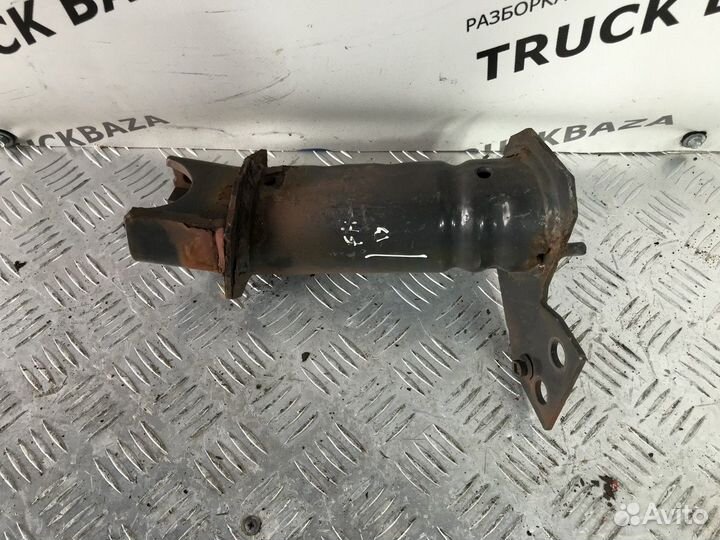Кронштейн усилителя переднего бампера Volvo FH