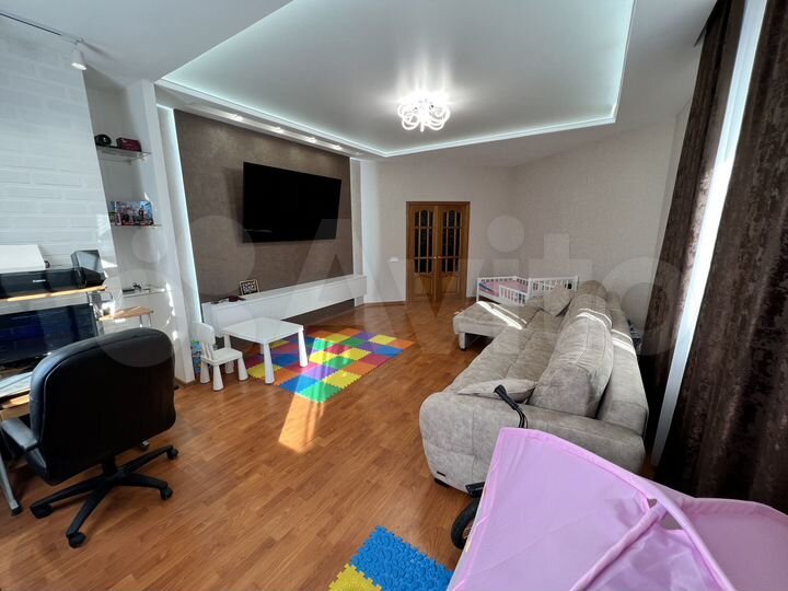 2-к. квартира, 84,2 м², 2/16 эт.