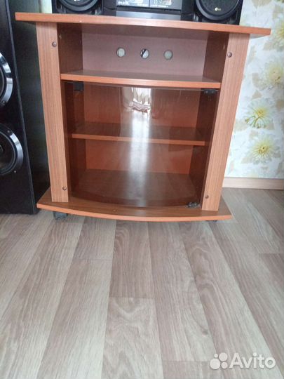 Тумба под телевизор