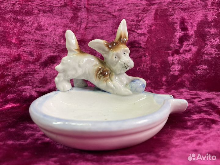 Пепельница собака