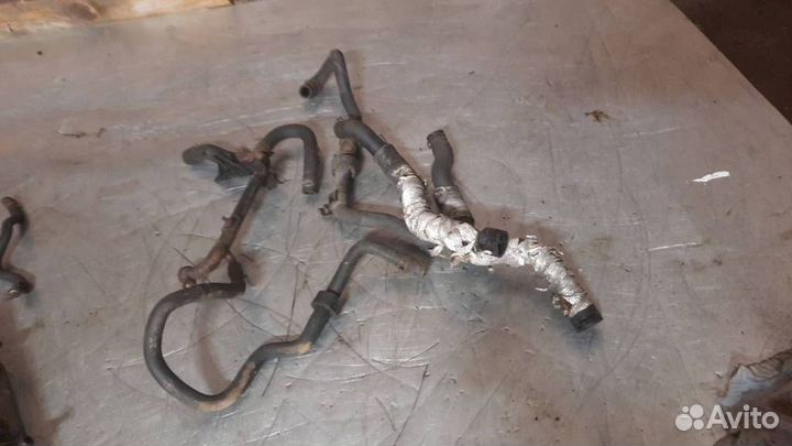 Патрубок охлаждения Volkswagen Passat B6 2006