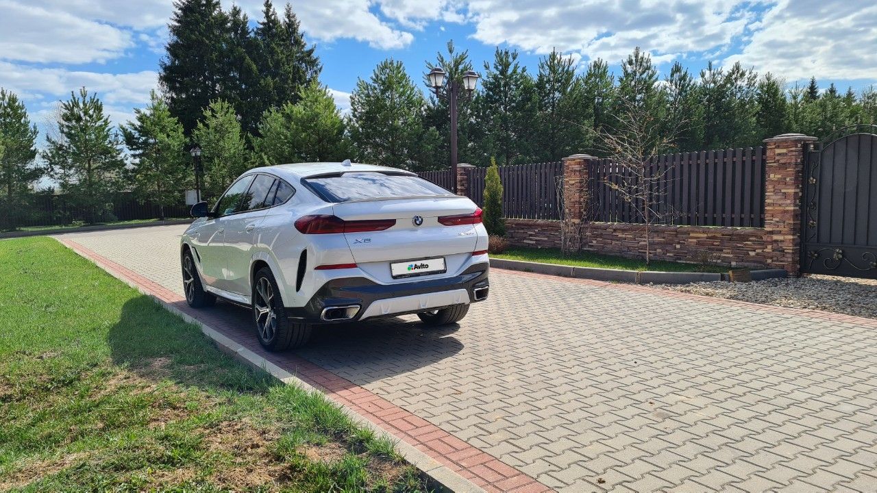 BMW X6: фото владельца