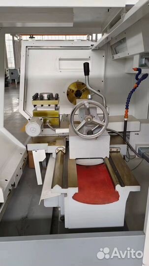 Токарный станок с чпу