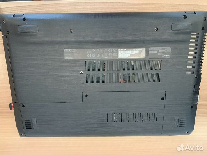 Ноутбук Acer Aspire E15 E5-553G-T4M1*